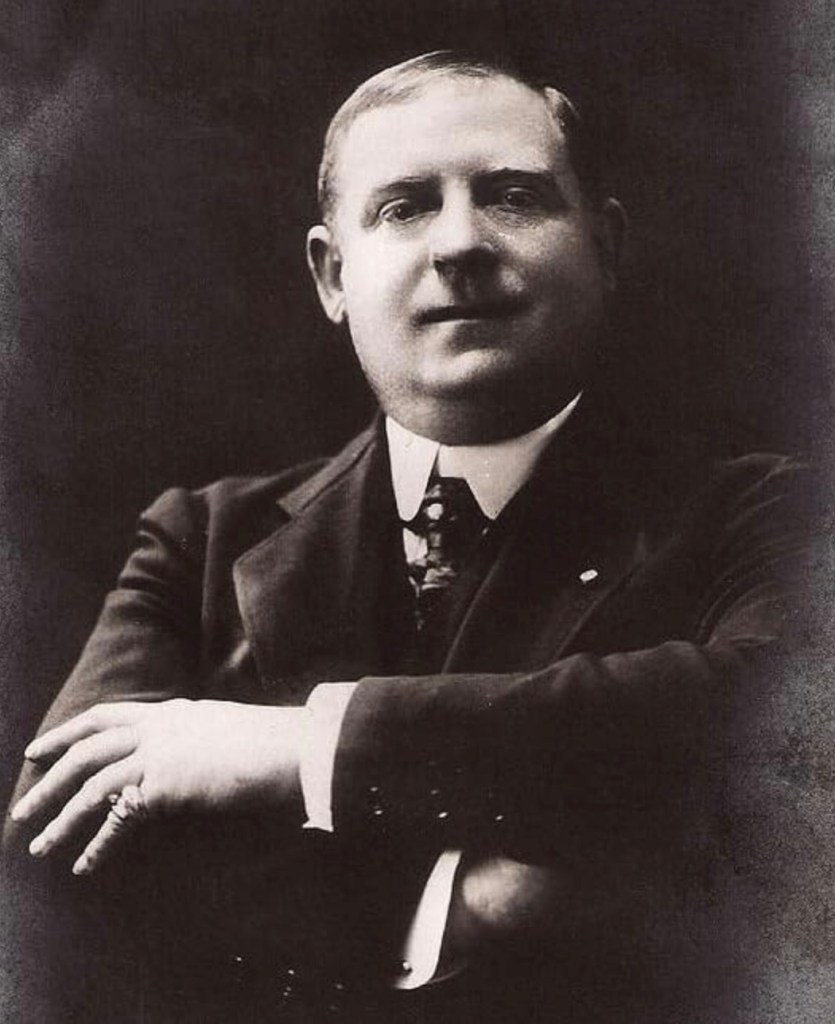 In foto Polin, pseudonimo di Pierre Paul Marsalès (Parigi, 13 agosto 1863 – La Frette-sur-Seine, 8 giugno 1927) è stato un celebre comico, cantante di operetta e attore francese.